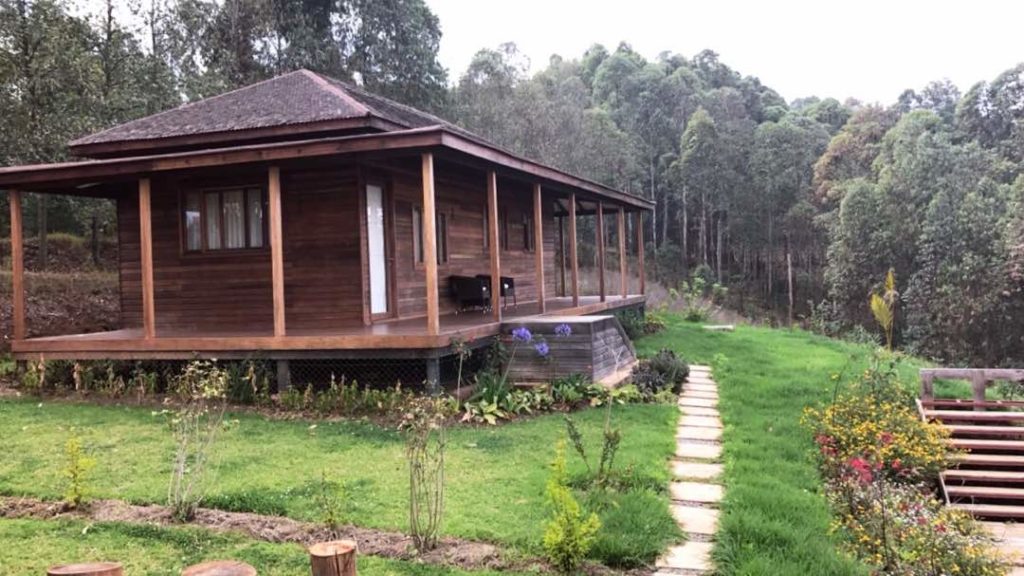 Lake Bunyonyi cottages