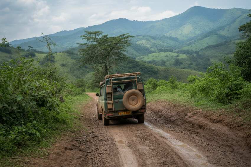 Why You Need To Rent A 4×4 For Uganda Safari