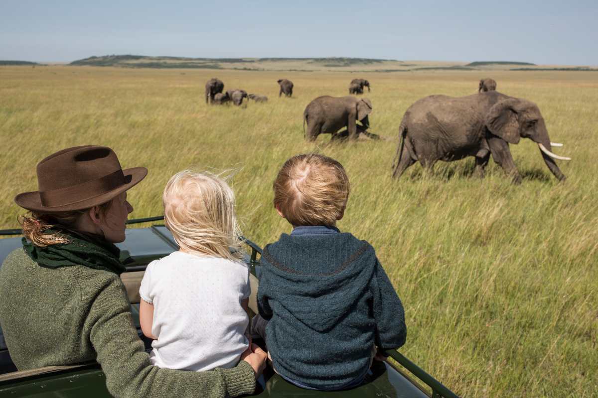 family-safari-uganda-package - Rent A Driver Uganda Family safari in Uganda