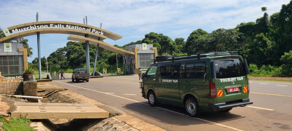 Driving to Murchison falls on self drive 