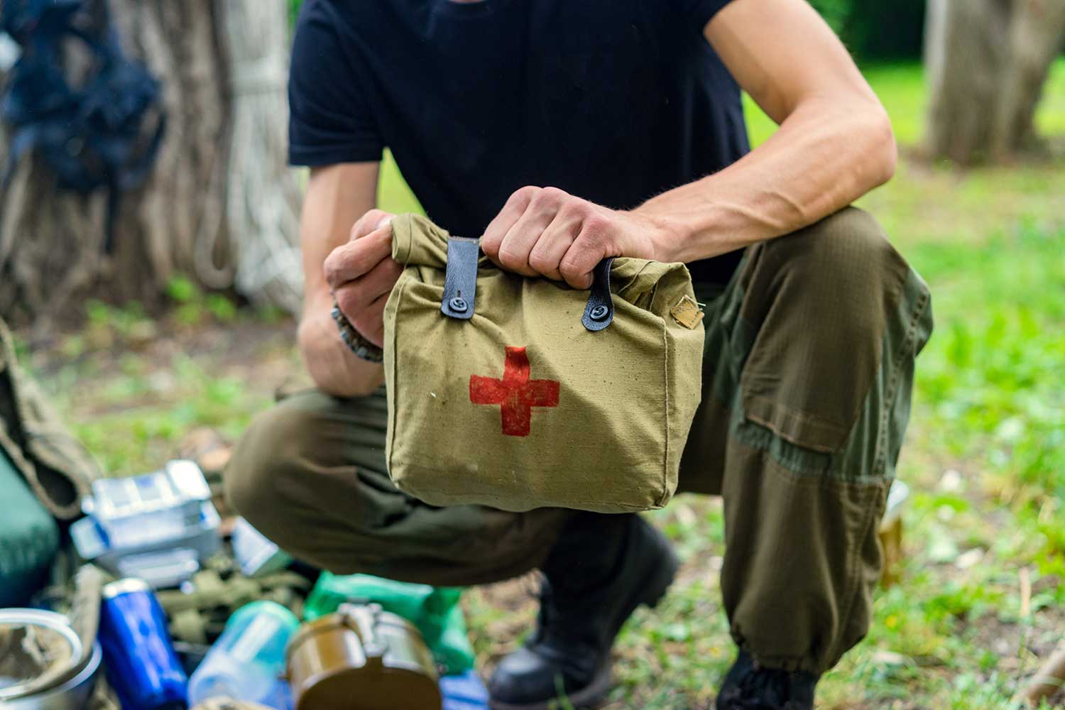 first-aid-on-safari-uganda - Rent A Driver Uganda first aid on Uganda safari