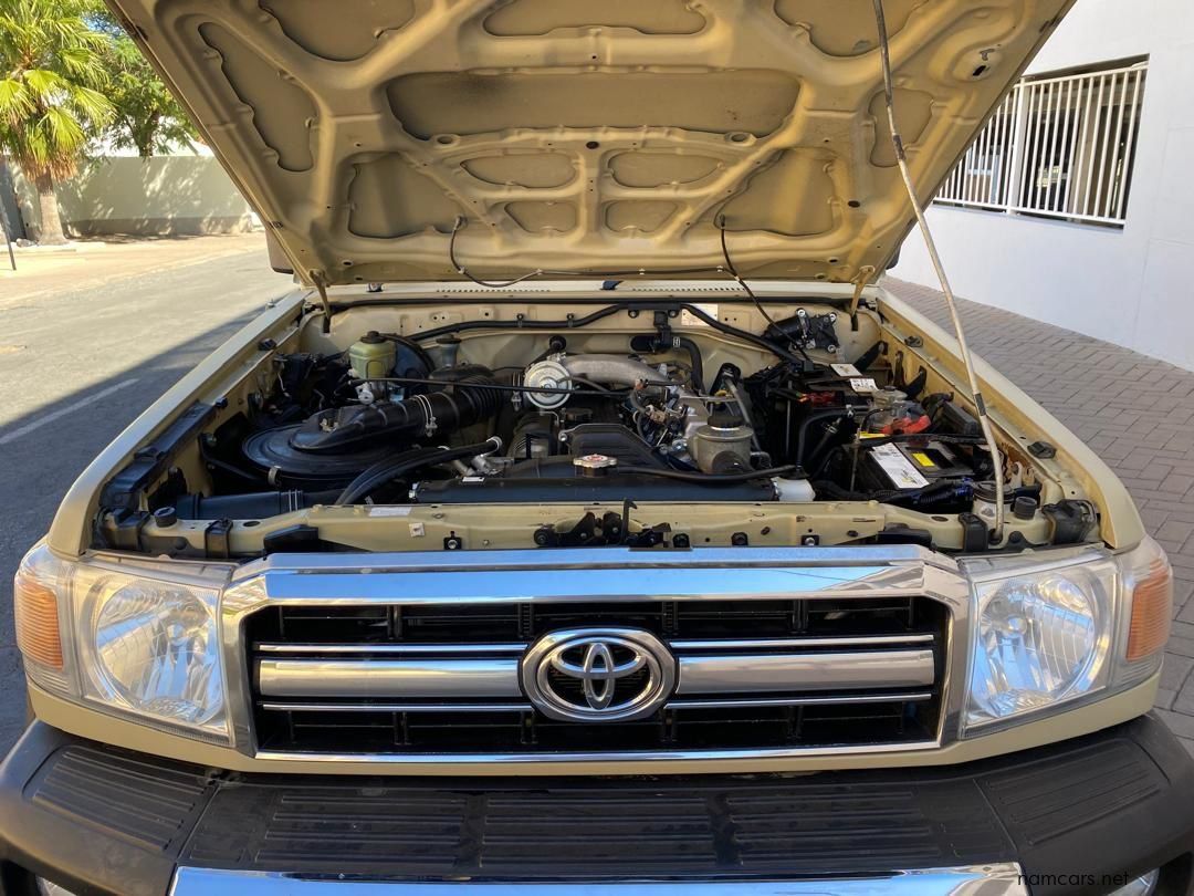 safari-vehicle-engine - Rent A Driver Uganda safari vehicle engine checklist